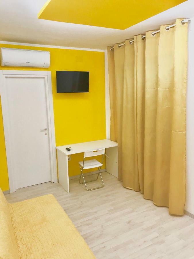B&B Fratelli Tommasini 살레르노 외부 사진